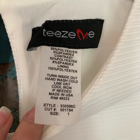 Dress - Picture 2 of 2